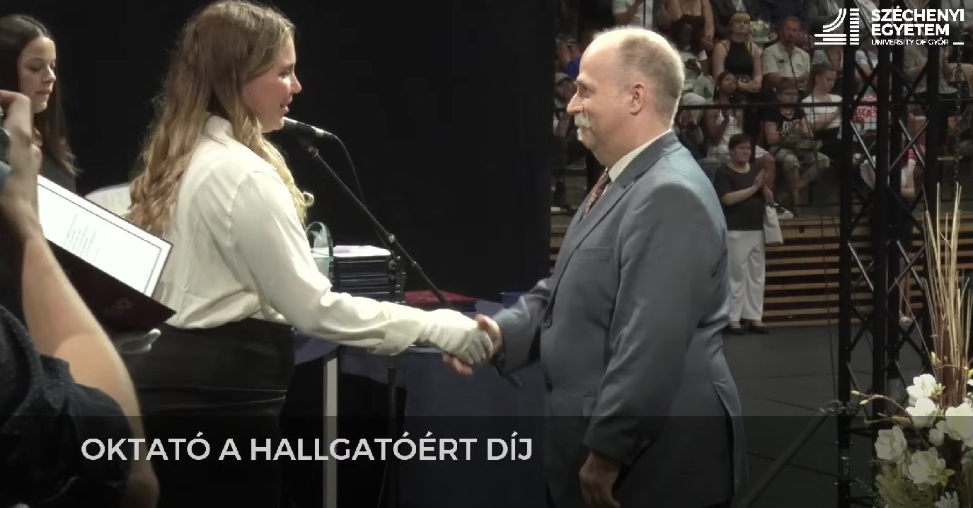 Dr. Simonik Péter.jpg